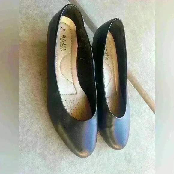 Basic edition mini heel vintage- size 7 - Picture 1 of 4